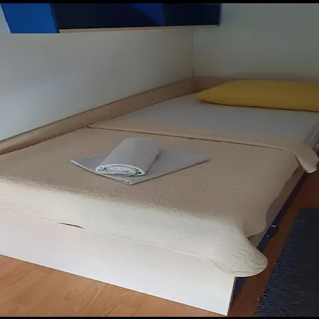 Appartement Alba - Three Bedroom With Loggia Split