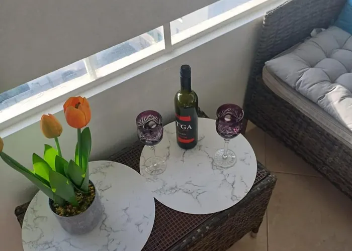 Alba - Three Bedroom With Loggia Apartamento