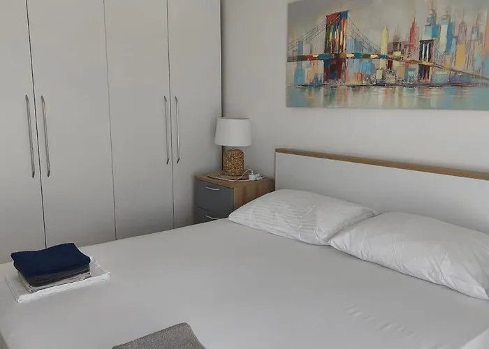 Alba - Three Bedroom With Loggia