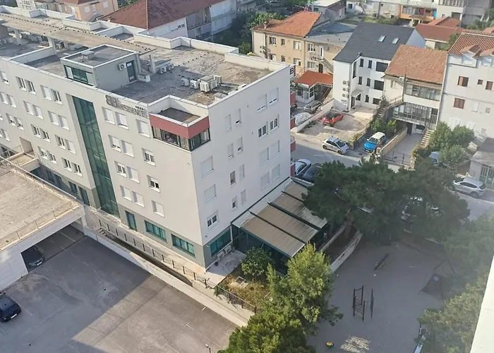 Alba - Three Bedroom With Loggia Apartamento *