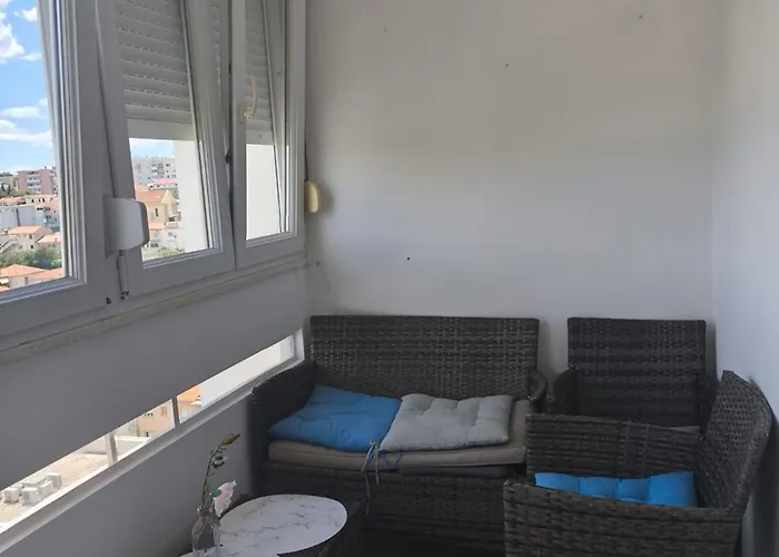 Alba - Three Bedroom With Loggia Apartamento