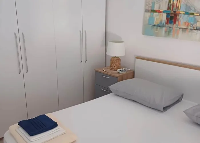 Alba - Three Bedroom With Loggia Apartamento