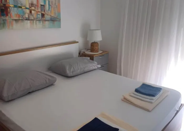 Alba - Three Bedroom With Loggia Apartamento *