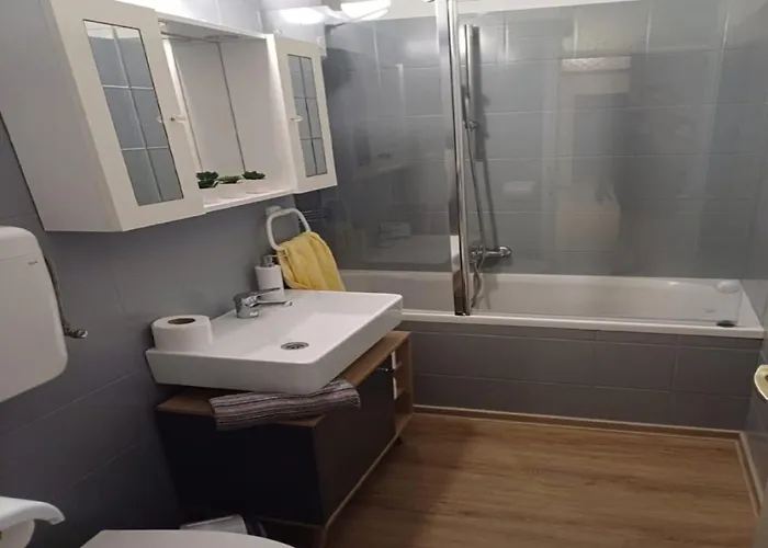 Apartamento Alba - Three Bedroom With Loggia
