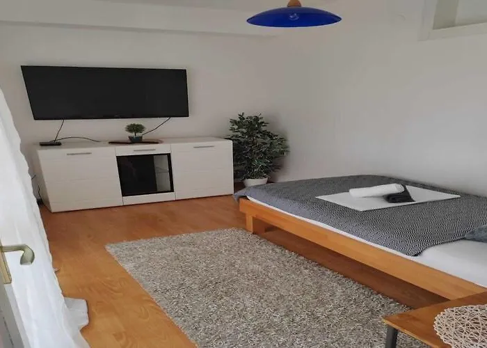 Alba - Three Bedroom With Loggia Apartamento