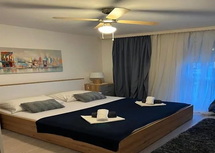 Alba - Three Bedroom With Loggia Apartamento *