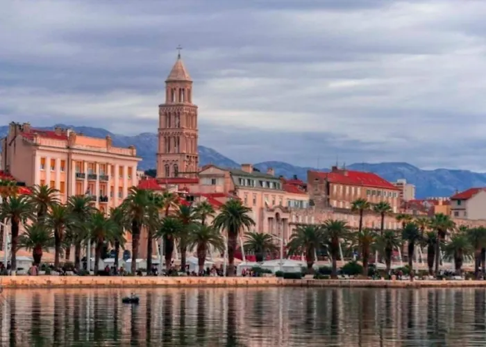 Alba - Three Bedroom With Loggia * Split