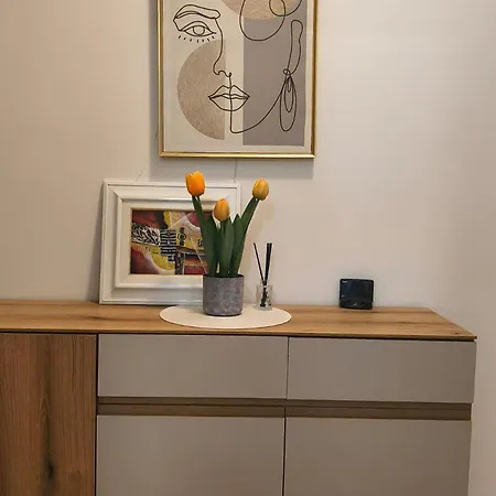 Alba - Three Bedroom With Loggia *