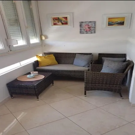 Apartman Alba - Three Bedroom With Loggia *
