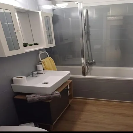 Apartman Alba - Three Bedroom With Loggia