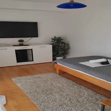 Alba - Three Bedroom With Loggia Apartman