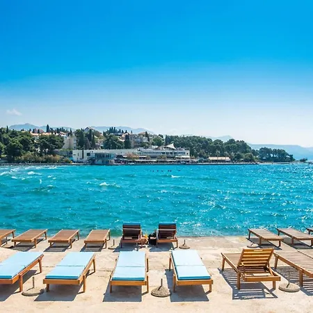 Apartman Alba - Three Bedroom With Loggia