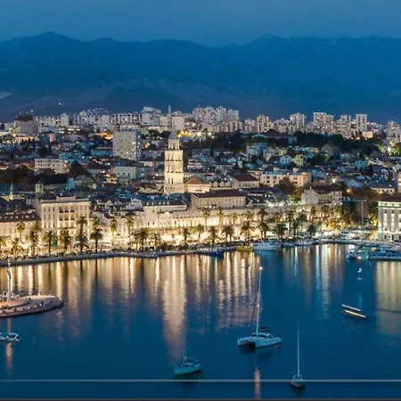 Alba - Three Bedroom With Loggia * Split