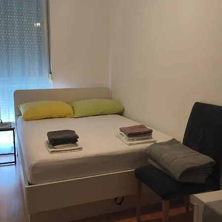 Alba - Three Bedroom With Loggia Apartment Split