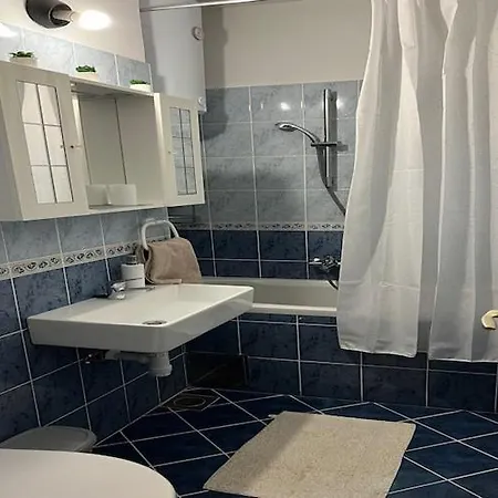 Apartment Alba - Three Bedroom With Loggia Split